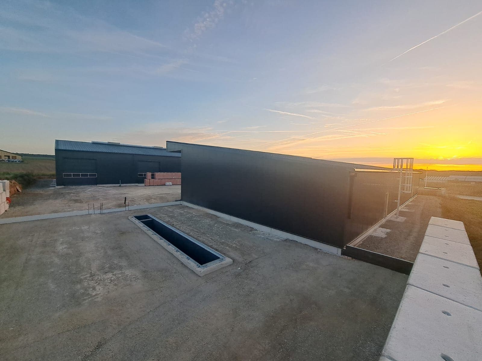 Werkstatt- & Maschinenhalle · Schmitt Besitz GmbH
